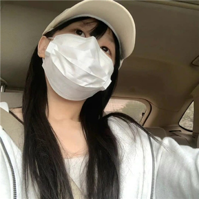 阿勒泰伴游女生闫静槐的资料