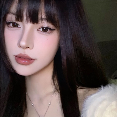 阿勒泰伴游女生赤雨凝的资料